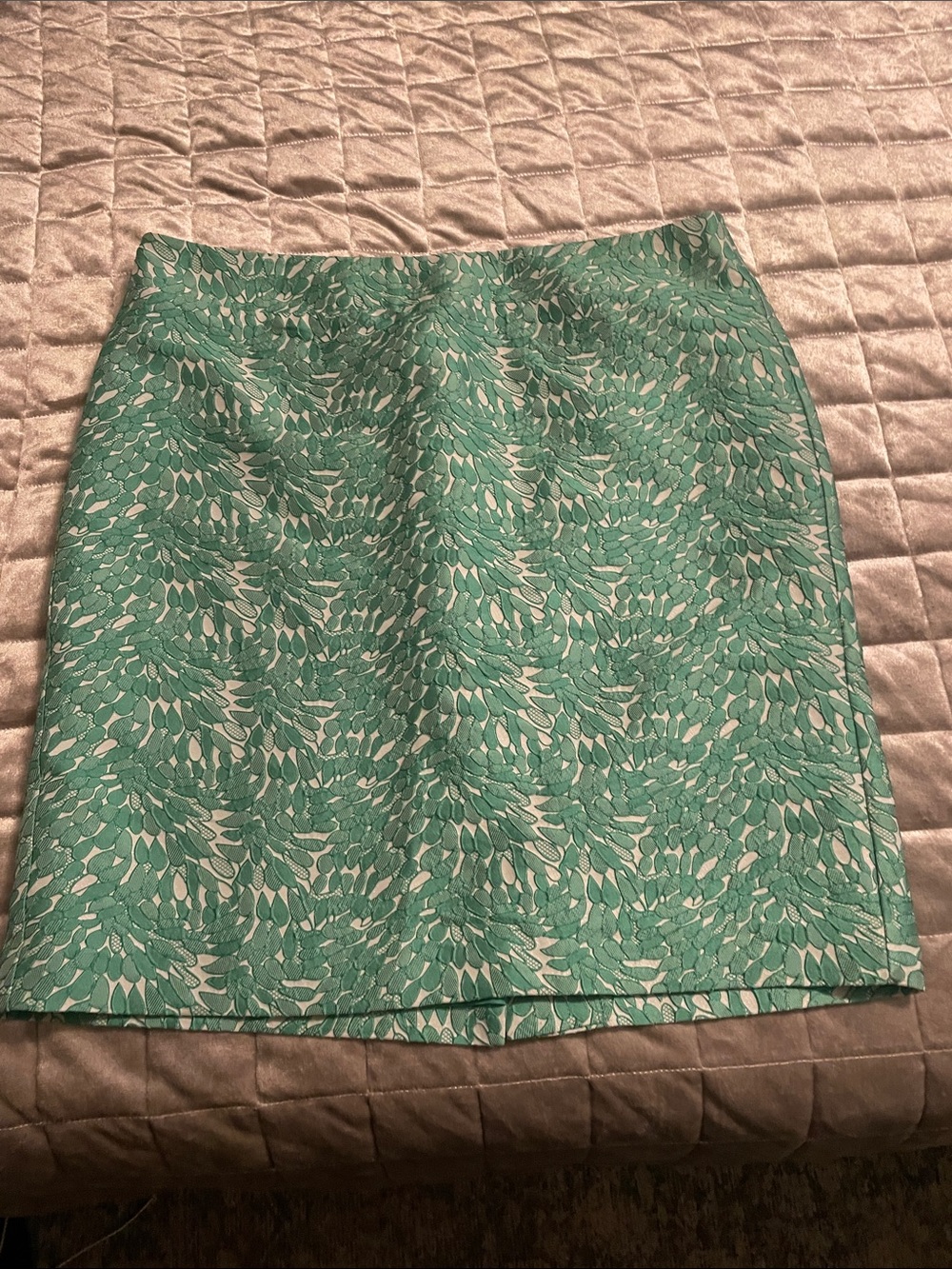 Ann Taylor Teal and White Printed Pencil Skirt